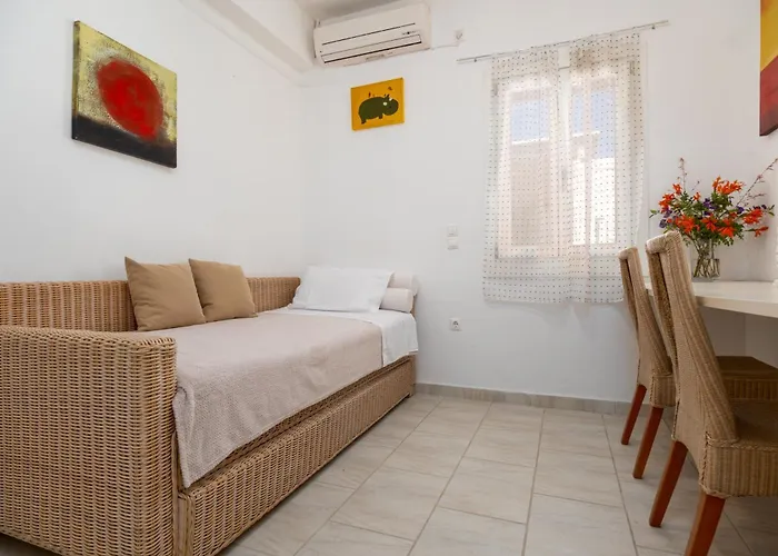 Kriolithos Semesterbostad *