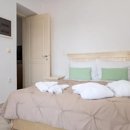 Kriolithos Дом отдыха