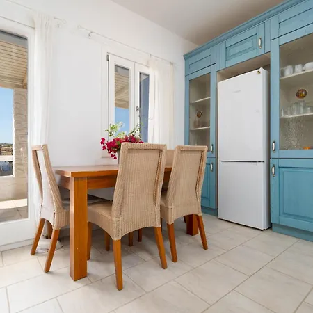 Ferienhaus Kriolithos